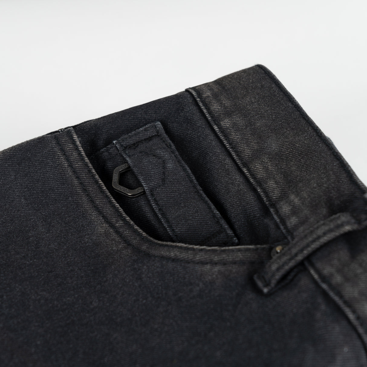 Knox Men's Colton Slim-Tapered Jeans