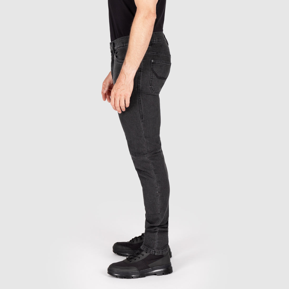 Knox Men's Colton Slim-Tapered Jeans