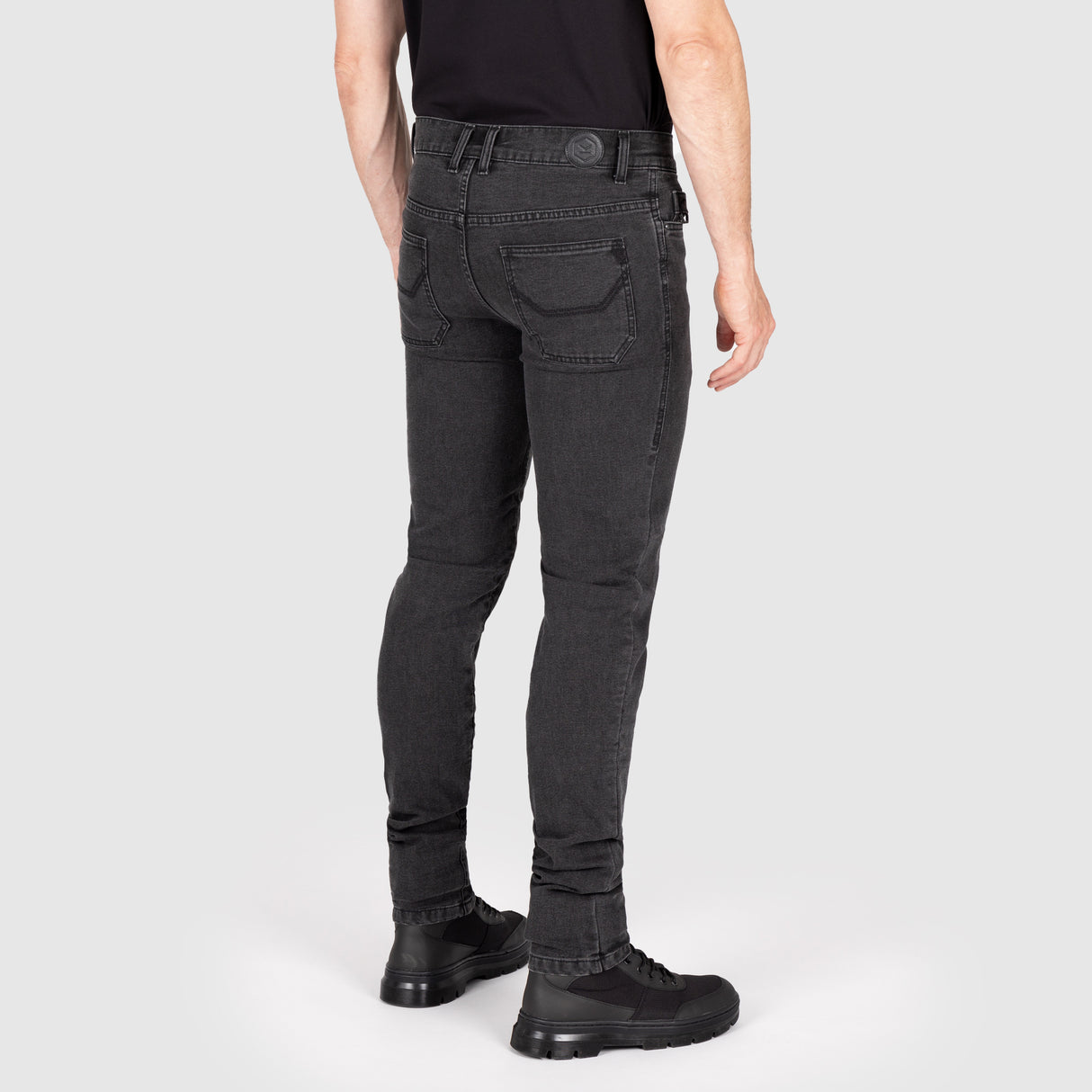 Knox Men's Colton Slim-Tapered Jeans