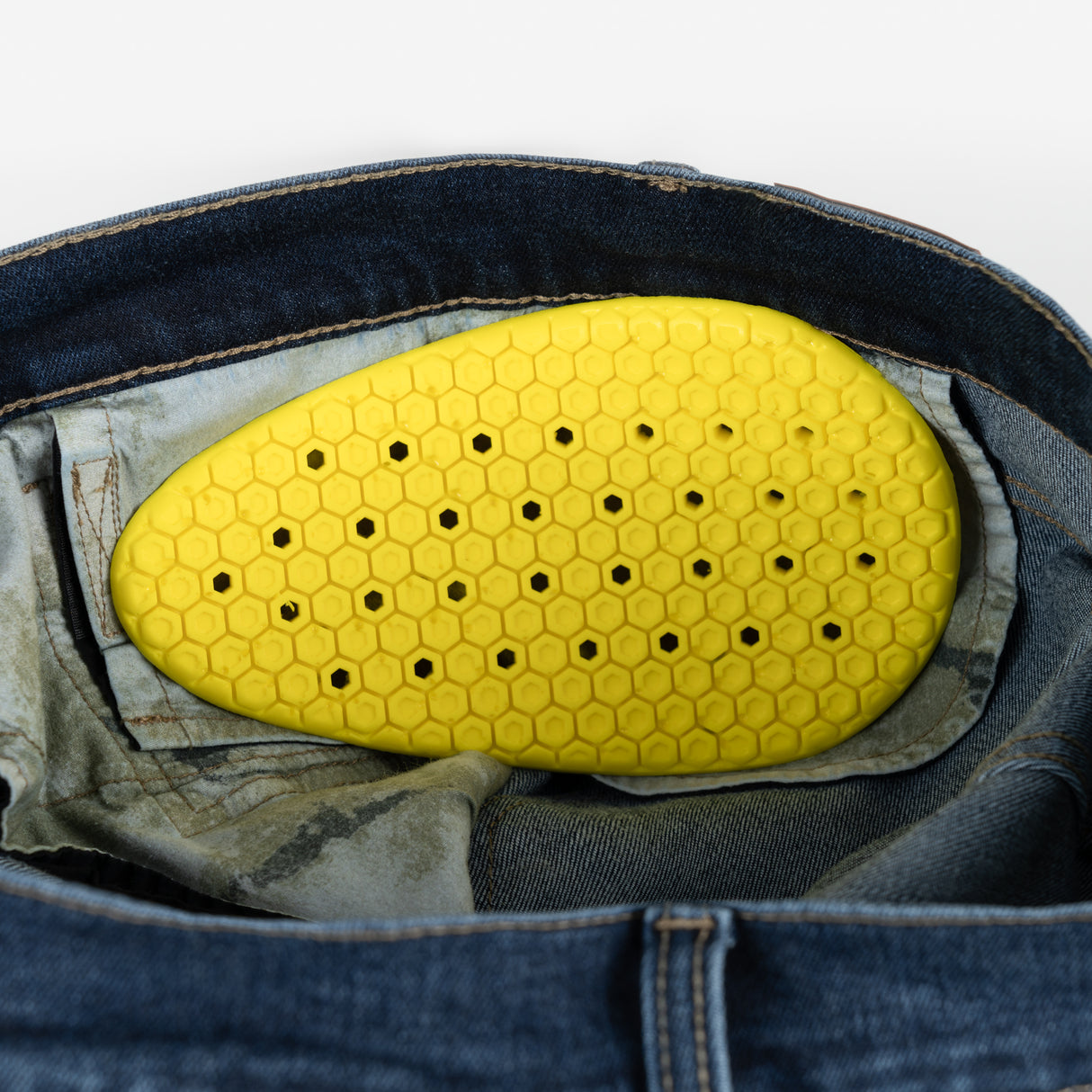 Knox Men's Kirkstone Straight-Fit Jeans