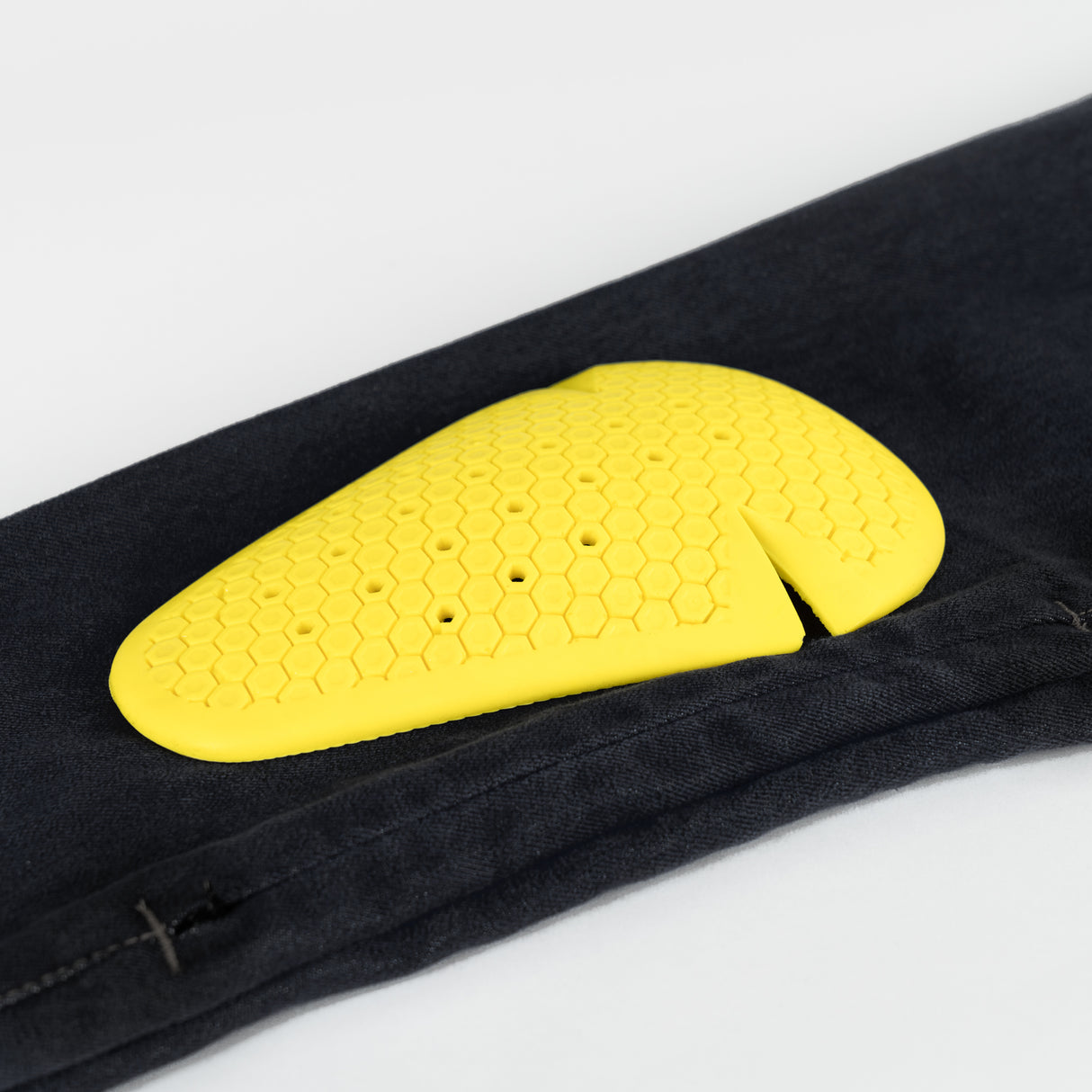 Knox Men's Shield Single Layer Class AAA Jeans MK2