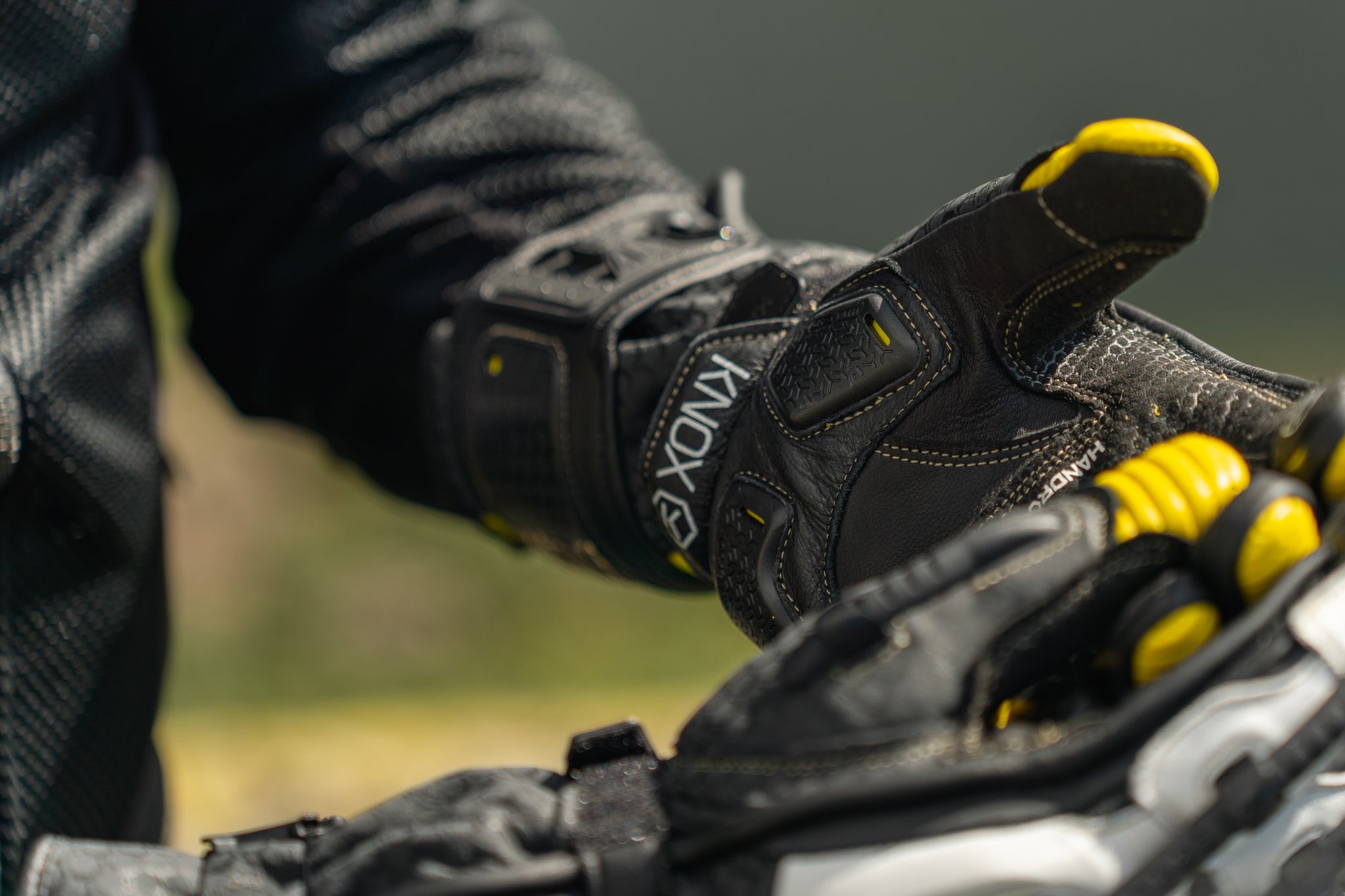 Knox Handroid Gloves MK5 – Knox Ltd